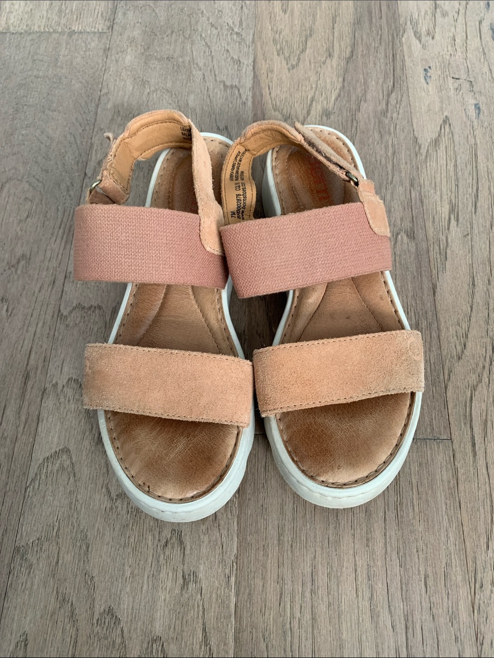 Born Peach Suede & Elastic Strap Sandals Size 7M - Picture 2 of 8